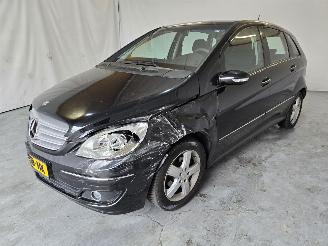 Mercedes B-klasse 150 picture 3