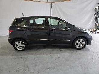 Mercedes B-klasse 150 picture 8