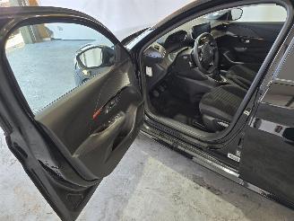 Peugeot 208 1.2 PureTech 75 Active picture 24