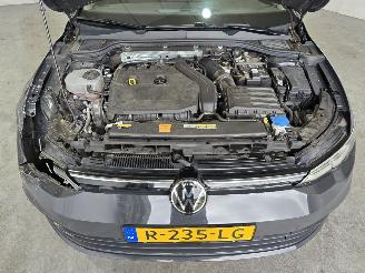 Volkswagen Golf 1.5 TSI Life Business picture 13