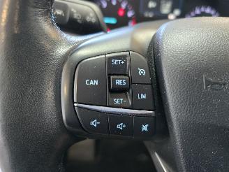 Ford Focus 1.0 EcoBoost Titanium Business picture 24