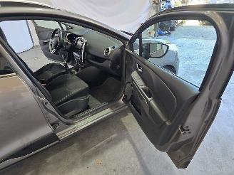 Renault Clio 0.9 TCe Night&Day picture 15