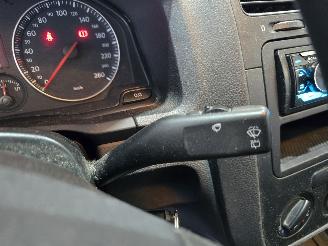 Volkswagen Golf 1.6 FSI Trendline picture 24