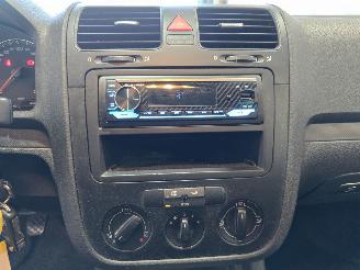 Volkswagen Golf 1.6 FSI Trendline picture 26