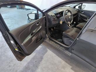 Renault Clio 0.9 TCe Eco2 Expression picture 14