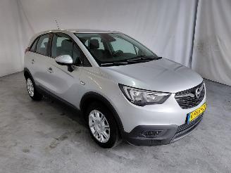 uszkodzony samochody osobowe Opel Crossland X 1.2 120 J. Edition 2019/4