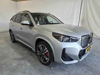 Coche accidentado BMW iX1 eDrive20 67 kWh 2026/1