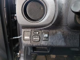 Toyota Yaris 1.3 VVT-i Now picture 20