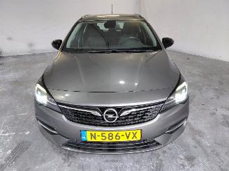 Opel Astra SPORTS TOURER 1.2 Business Edition picture 2