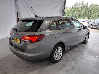 Opel Astra SPORTS TOURER 1.2 Business Edition picture 7