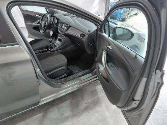Opel Astra SPORTS TOURER 1.2 Business Edition picture 15