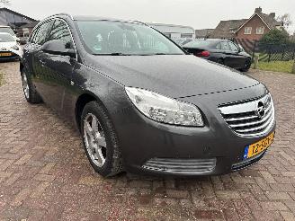 krockskadad bil auto Opel Insignia SPORTS TOURER SW 1.6 T Edition 2011/9