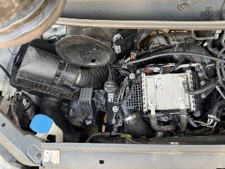 Volkswagen Crafter 2.0 TDI L3H3 Highline 103 Kw picture 16