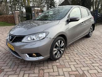 Vaurioauto  passenger cars Nissan Pulsar 1.2 DIG-T Tekna 2015/9