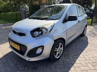 Coche accidentado Kia Picanto 1.0 CVVT Comfort Pack 2011/8