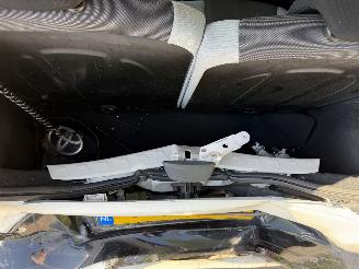 Toyota Aygo 1.0 VVT-i x-play picture 10