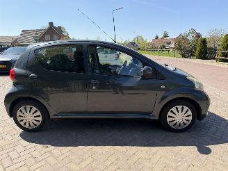 Toyota Aygo 1.0-12V picture 5