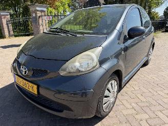 Auto incidentate Toyota Aygo 1.0-12V 2006/3