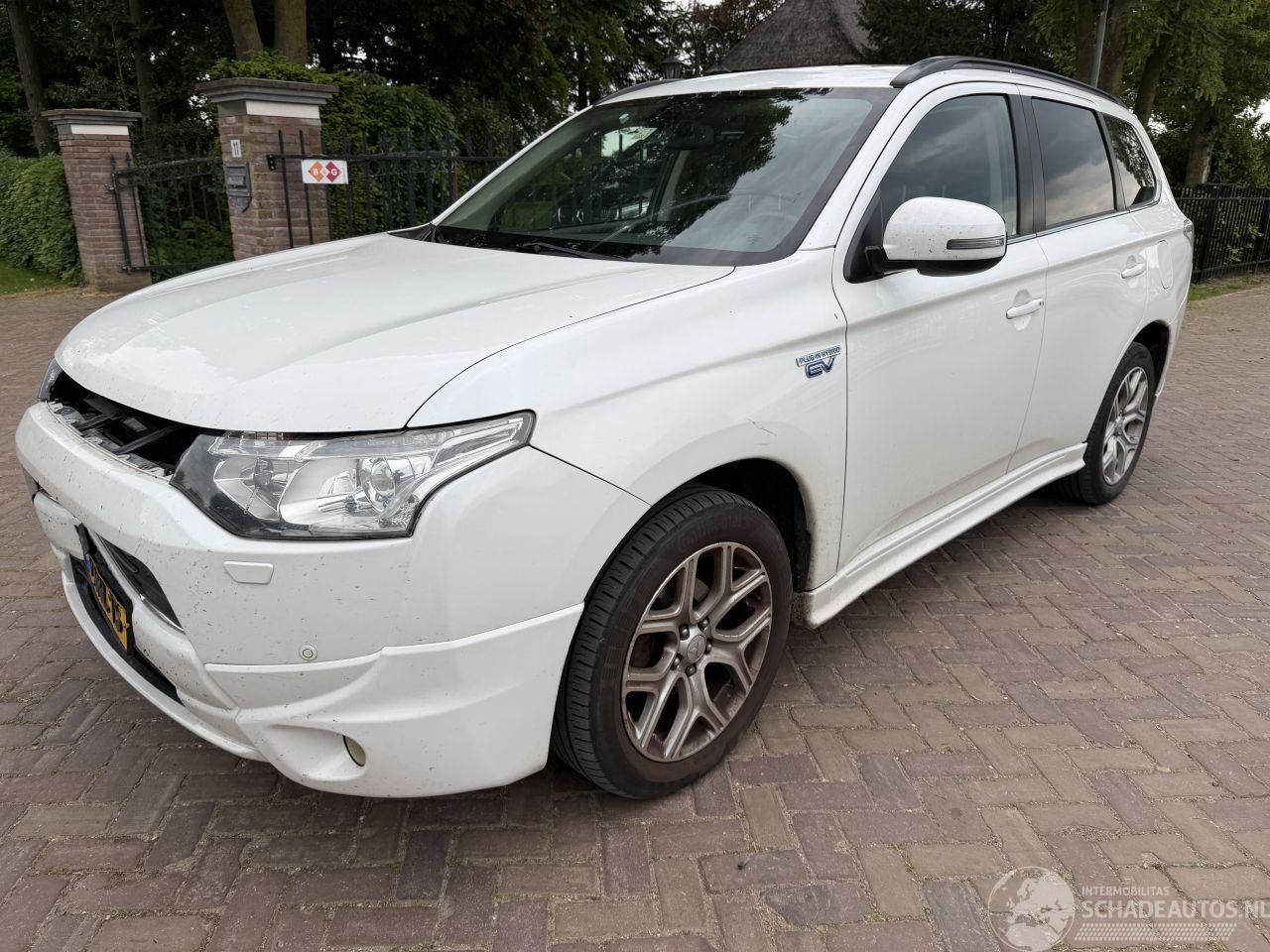 Mitsubishi Outlander 2.0 PHEV Instyle