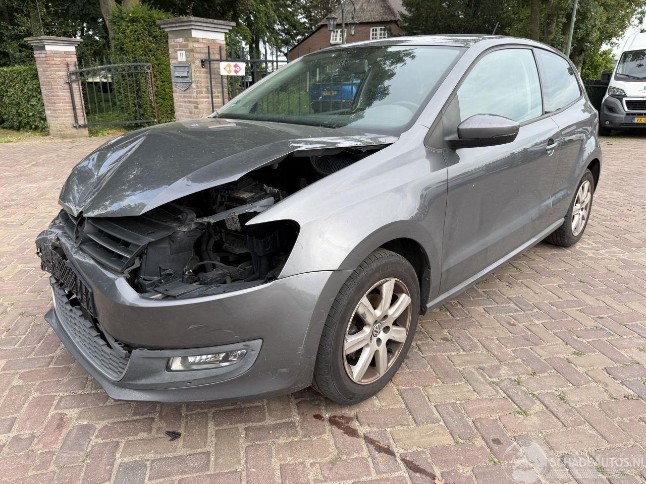 Volkswagen Polo 1.4-16V Highline