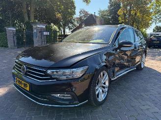 skadebil auto Volkswagen Passat Variant 1.5 TSI Business 2020/7