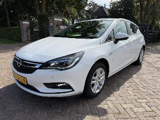  Opel Astra 1.0 Online Edition 2018/1