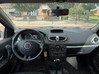 Renault Clio 1.6-16V Dynamique Luxe picture 10