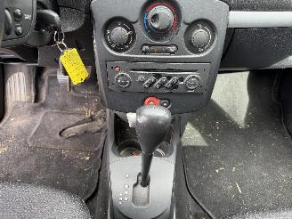 Renault Clio 1.6-16V Dynamique Luxe picture 13