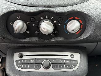 Renault Twingo 1.2-16V Collection picture 14