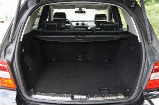 Mercedes ML ML 63 AMG 4-Matic Airco Navi Cruise TV Xenon 375KW Euro 4 picture 8