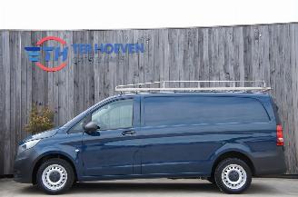 skadebil auto Mercedes Vito 111 CDi Lang Airco Navi Cruise Trekhaak 84KW Euro 6 2017/10