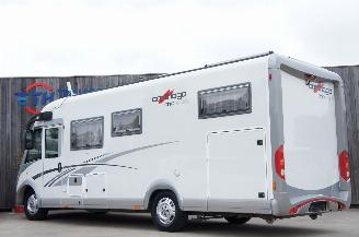 Carthago  Chic C-line Satteliet Solar Hefbed Vast bed Kachel 109KW Euro 5 picture 2