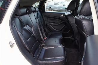 Mercedes B-klasse B180D Airco Navi Cruise Stoelverwarming 80KW Euro 6 picture 11