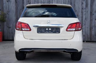 Mercedes B-klasse B180D Airco Navi Cruise Stoelverwarming 80KW Euro 6 picture 7