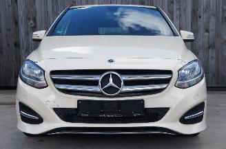 Mercedes B-klasse B180D Airco Navi Cruise Stoelverwarming Turbo Kapot! 80KW Euro 6 picture 6