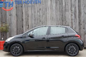 Voiture accidenté Peugeot 208 1.0 PureTech Acces Airco Cruise 50KW Euro 6 2015/7