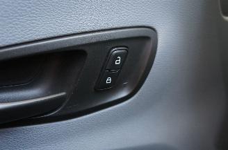 Ford Transit 2.2 TDCi L2H2 Airco Cruise 3-Persoons 74KW Euro 5 picture 21