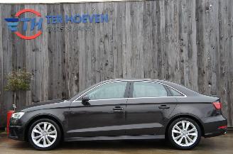 krockskadad bil auto Audi A3 1.6 TDi Limo Airco Navi Cruise Trekhaak 81KW Euro 5 2015/4