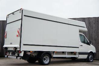 Volkswagen Crafter 2.5 TDi Automaat Koffer Laadklep Airco Cruise 100KW Euro 4 picture 3