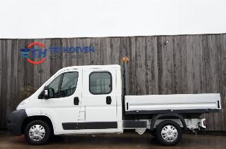 skadebil auto Peugeot Boxer 2.2 HDi Open Laadbak Dubbele Cabine Klima 7-Sitzer 96KW Euro 5 2013/5