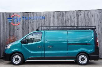 krockskadad bil auto Renault Trafic TRAFIC  1.6 HDi Lang Airco Cruise 3-Sitzer PDC 70KW Euro 6 2016/8