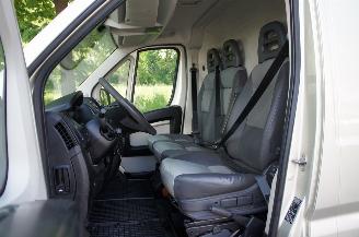 Peugeot Boxer 2.2 HDi L2H2 Airco Cruise Trekhaak 110KW Euro 5 picture 10