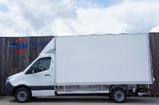 Damaged car Mercedes Sprinter 315 CDi Koffer Laadklep Airco Navi Cruise 110KW Euro 6 2021/3