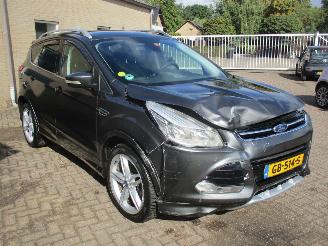 Coche accidentado Ford Kuga 2.0 TDCI Tianium ST REST BPM 1400 EURO !!! 2015/4