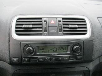 Skoda Roomster 1.6-16V Comfort picture 25