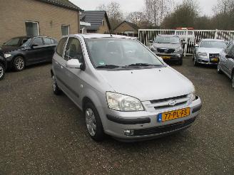 Vaurioauto  passenger cars Hyundai Getz 1.3i GLS Sky 2004/8