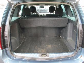 Dacia Duster 1.6 Laureate 2wd REST BPM €200,-!!! picture 32