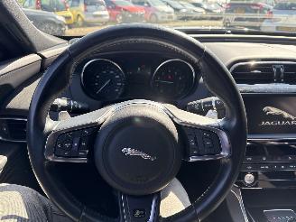Jaguar XE 2.0t Prestige REST BPM €5000,-!!! picture 25