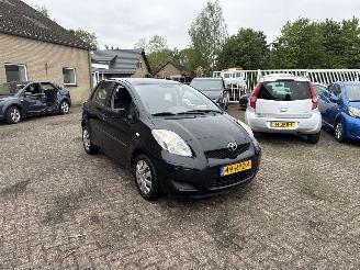 Avarii autoturisme Toyota Yaris 1.3 VVTi Comfort 2011/7