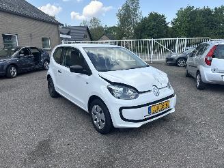 Auto incidentate Volkswagen Up! 1.0 move up! BlueMotion 2016/7